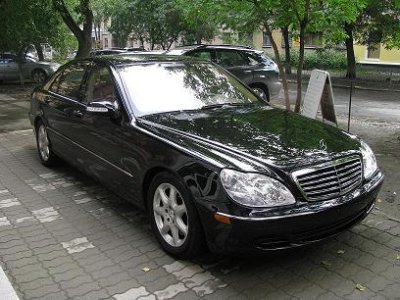 Mercedes 220 